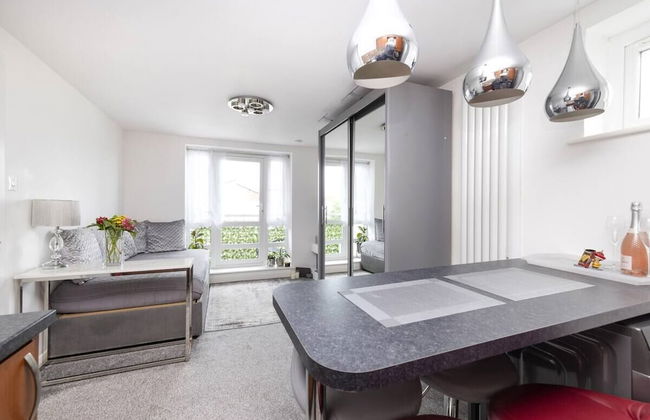 Elegant Flat with Balcony - Foto 17