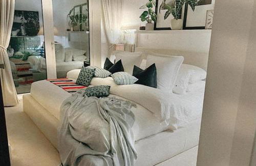 Luxury Nest in the City Glow - Foto 9