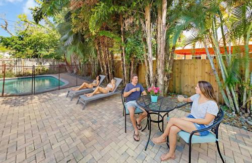 Hidden Gem Vacation Villa w Private Pool & TikiHut - Foto 47