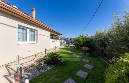 Beautiful Holiday Home "Villa Luka" - Foto 51