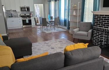 Summer Sunset Hideout 2-4 Bedrooms and 2 Bath - Foto 1