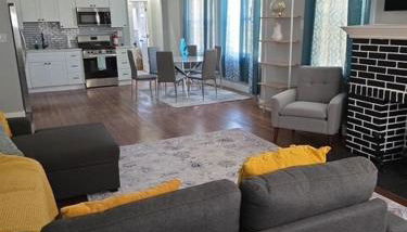 Summer Sunset Hideout 2-4 Bedrooms and 2 Bath - Foto 1