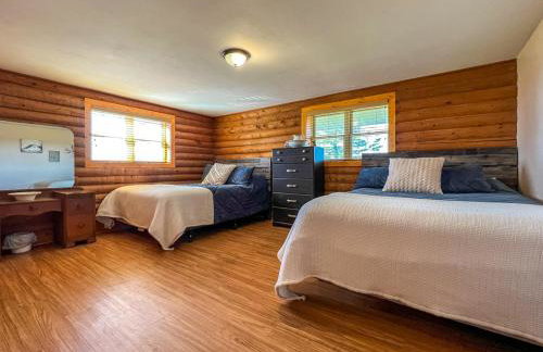 Elkhorn 3 Bedroom 2 Bathroom Log Cabin Sleeps 8 - Lincoln Log Cabin - Foto 17