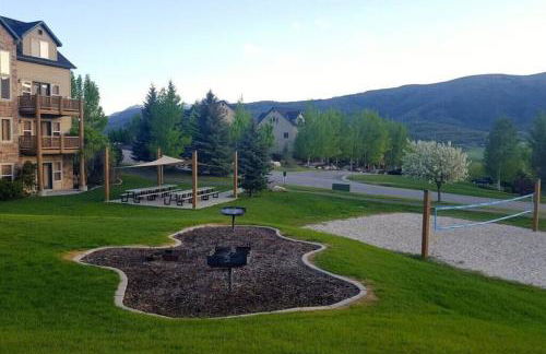 Cozy Comfy Condo MH107 Near Powder Mtn Hot Tub - Foto 29