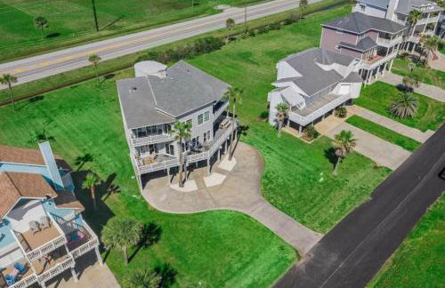 3-story beach house with incredible ocean views, steps to the beach - Photo 40