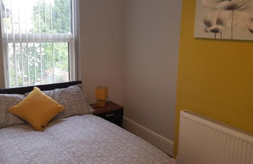 Hollis House - 5 Bedroom Contractor Accommodation in Derby - Foto 6