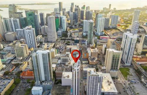 Modern Downtown Condo with Pool Gym BBQ Game Room CoWorking Spaces - Foto 33