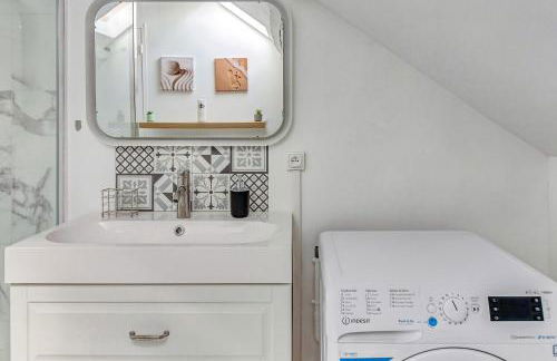 Escale pro & détente à 3 min de la gare - Parking - WIFI - PS4 - Foto 15