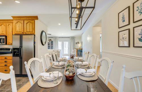 Fish, Boat and Hike Lakefront Home with Game Room! - Foto 9