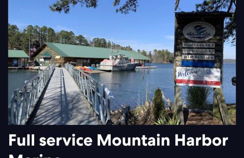 Bear Den on Lake Ouachita 2BR Condo at Mountain Harbor Resort - Foto 140