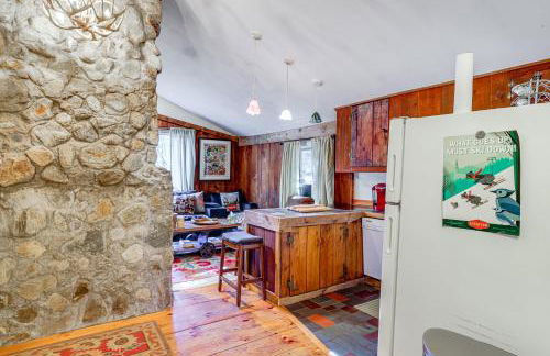 4 Mi to Stratton Mountain Resort! Cabin with Hot Tub - Foto 10