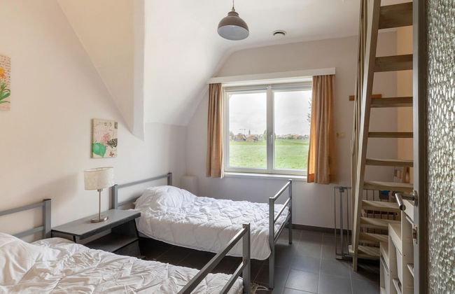 Modern Villa w/ Private Yard - Foto 14