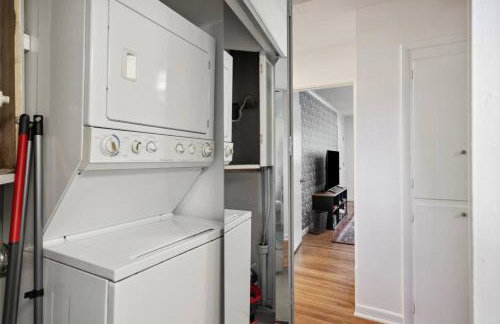 Fashionable TCU Walkable 2BD - Foto 29