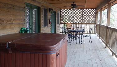 C20, Three bedroom, three bath log-sided, luxury Harbor North cottage with hot tub cottage - Foto 2