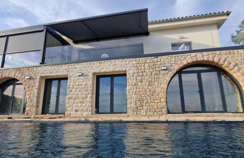 Splendide villa vue mer 180° à 500 m de la plage - Foto 19