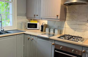 Mews House, Tewkesbury town centre, hot tub, pets - Foto 4