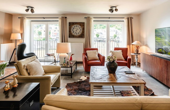 Villa Steps From Castle - Photo 13