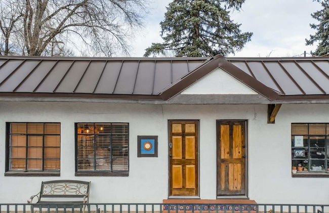 1BD Suitenear Old Colorado City & Hiking!dogs Welcome! - Photo 21