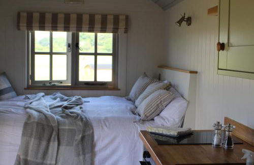 Fair Farm Hideaway - Photo 22