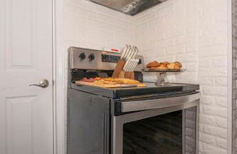 Kernersville Hot Tub Pool Arcade Gym Wifi Coffee - Foto 20