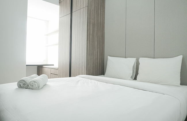 Fully Furnished Apartment with Comfortable Design 2BR Vittoria Residence - Photo 8