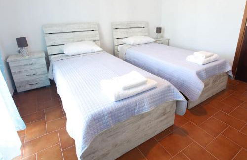 Μονοκατοικία με θέα τη Χώρα - Photo 12