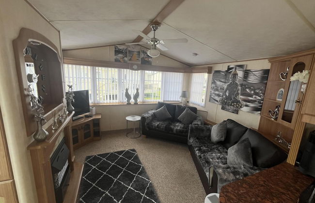 Cozy Cabin Retreat in Towyn - Foto 12