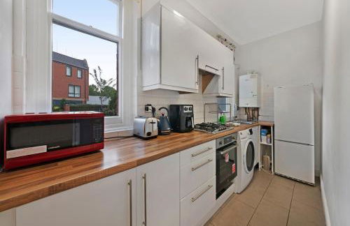 Shaa Road 2 Bedroom Flat Ground Floor Sleeps 6 - Foto 25