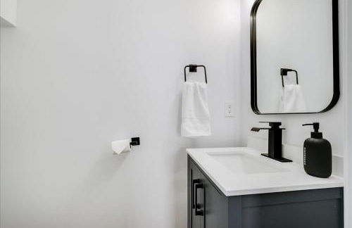 Modern Luxury Home Towel Warmers, Wi-Fi, Coffee - Foto 4