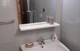 Whole apartment in Villa surrounded by green - Foto 58