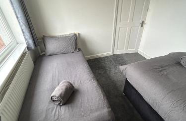 Hellaby House - Foto 2