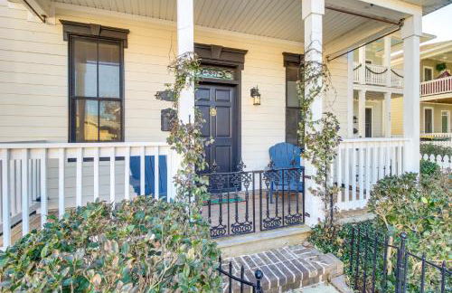 Chic Thomas Square Home in Walkable Location! - Foto 27