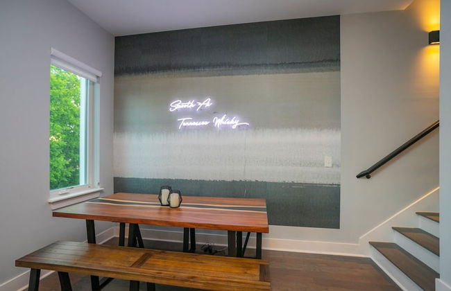 Franklin by Avantstay Trendy Townhouse in Great Location w/ Private Roof Top Patio - Foto 19