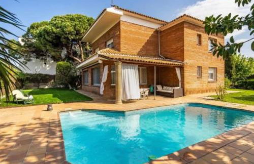 MAGNÍFICA RESIDENCIA - Photo 1