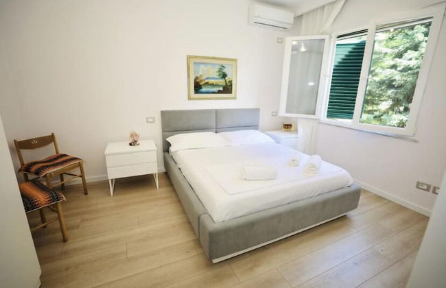 Fire Place Villa - Photo 2