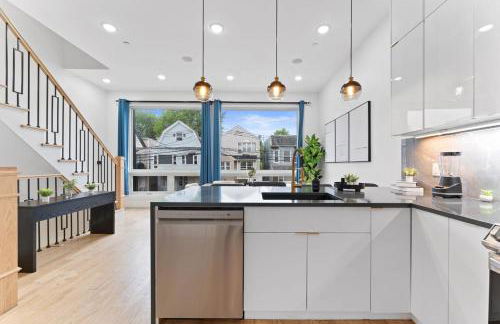 3BR Luxury w Rooftop Views - Foto 9