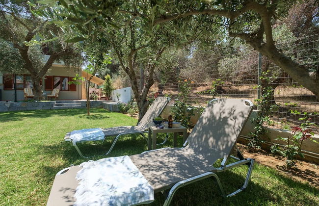 Newly renovated Garden Flat - Photo 35