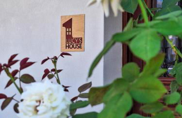 Lucy's cozy house in the castle - Foto 1