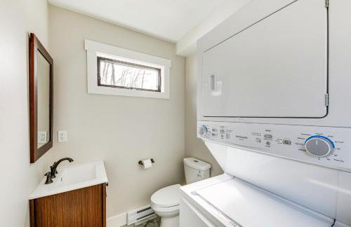 Mountain-View Home in Stoneham with Hot Yoga Studio! - Foto 14