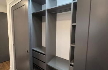 Casa 22 Luxury & Modern 3BD 2BA Home in Skokie - Photo 36