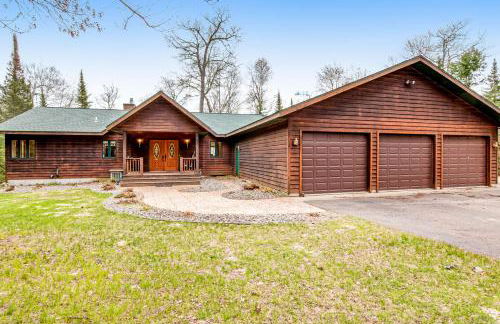 Blissful St Germain Retreat - Photo 36