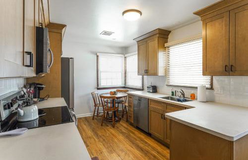 Stratford Family Home Near Forest and Historic Sites - Foto 8