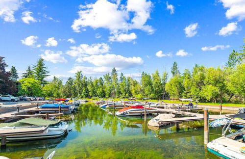 Paddle & Pine - Lake Views & Private Dock Access - Photo 3