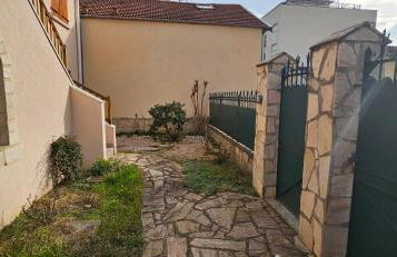 Appartement entier Lyon-Villeurbanne au 1er d'une discrète maison - Foto 7