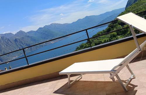 Apartment Le Terrazzwe - Drei-Zimmer-Wohnung mit Terrasse und Pool by Interhome - Photo 13