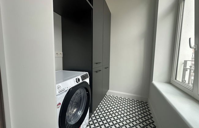 Charming Ixelles Apartment Retreat in the Heart of Brussels - Photo 11