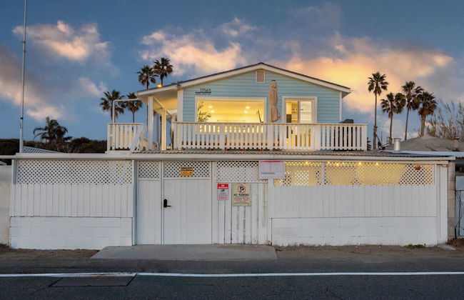 Steps to the Beach, Firepit & Patio Long-term Newport Beach Stay Coastal Cove - Foto 24