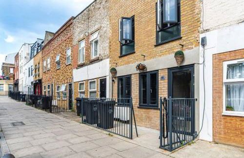 Lovely 3 Bed Flat in a Great Location in London - Foto 17