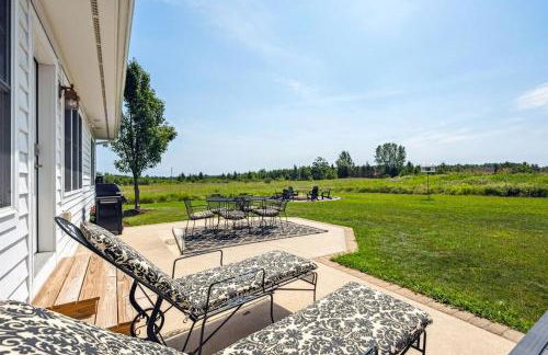 Grove Road Home - Private 5 Acres, Fire Pit, Spacious Retreat, Dog-F - Foto 14