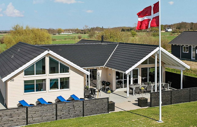 Luxury Pool Retreat by Sea - By Traum Ferienwohnungen - Foto 1